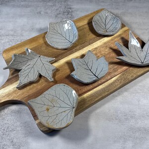 Mini leaf dish | ceramic leaf dish | spoon rest | jewelry dish | soap dish | handmade pottery