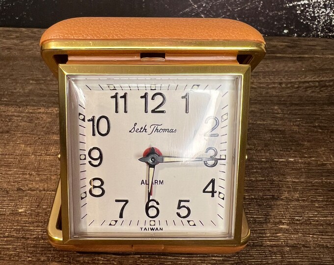 Vintage Seth Thomas Travel Alarm Clock Glow in the Dark Hands Etsy