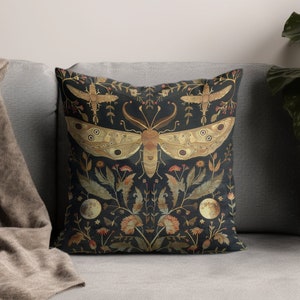 William Morris Print Moth Floral Pillow Cover, Vintage Geïnspireerde Decoratieve Kussenhoes, Natuur Kunst Woonaccessoires afbeelding 5