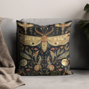 William Morris Print Moth Floral Pillow Cover, Vintage Geïnspireerde Decoratieve Kussenhoes, Natuur Kunst Woonaccessoires afbeelding 7