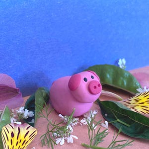 Pink Clay Pig Desk Buddy