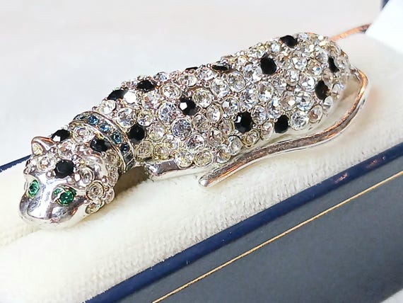 Rare Kenneth J Lane crystal leopard brooch - image 8