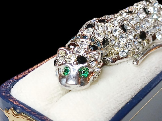 Rare Kenneth J Lane crystal leopard brooch - image 6
