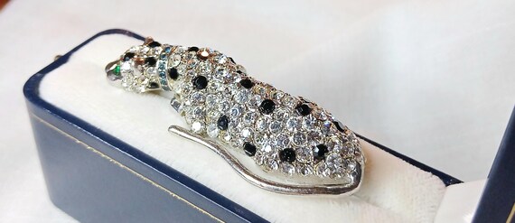 Rare Kenneth J Lane crystal leopard brooch - image 9