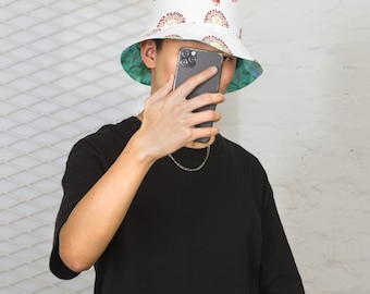 There's No Place Like Om / Macro Rrue Reversible bucket hat