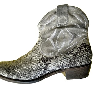 Italian Snake Skin Print Leather Ankle Boots – Size 38 As New