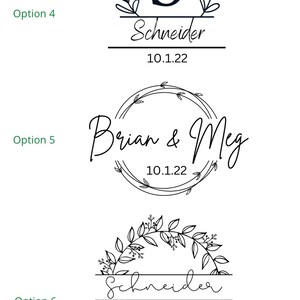 Puede incluir: Tres dise&ntilde;os diferentes de monogramas de boda con una corona de hojas y el texto "Schneider" y "Brian & Meg" con la fecha "10.1.22" debajo.