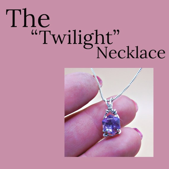 Wire-wrapped necklace tutorial, The Twilight Necklace featuring a V-Bale