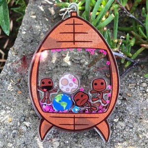 Sackboy Pod Shaker Keychain Charm Shaker Sackboy Keychain Cute LBP Keychain Retro Acrylic Keychain Little Big Planet LBP Keychain LBP Toy