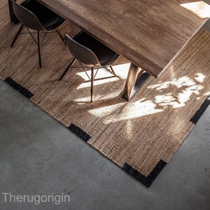 Dywan z juty tkany ręcznie z czarną obwódką, dywan z włókien naturalnych, nowoczesny dywan do jadalni, trwała mata podłogowa z juty w stylu boho, neutralny wystrój domu