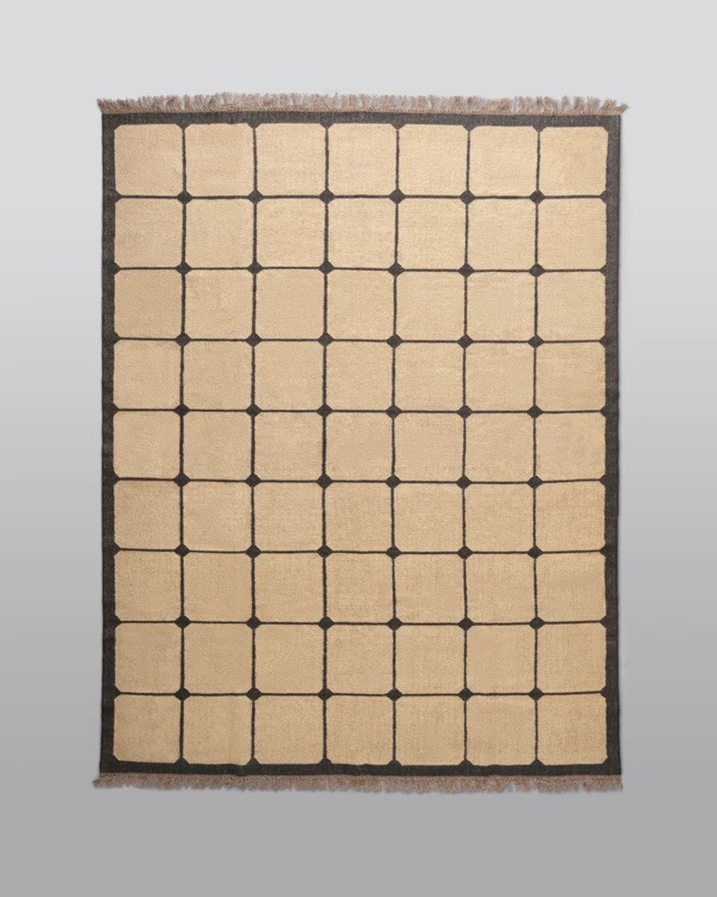 checkered rug