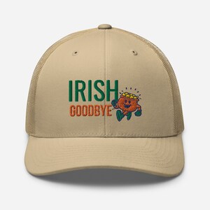 Irlandzka czapka typu Trucker Goodbye | Haftowana czapka typu trucker | Dzień Świętego Patryka | Kapelusz Trucker na Dzień Świętego Patryka | Impreza z okazji Dnia Świętego Patryka | Koniczyna biała