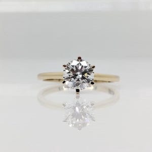 1.5Ct Round Lab Grown Diamond Engagement Ring Solitaire Ring in CERTIFIED Lab Created Diamond Minimalist Ring Anniversary Ring Gift for Wife