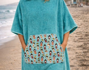 Surfer or bathing beach poncho