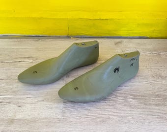 Shoe lasts for shoe making & felting