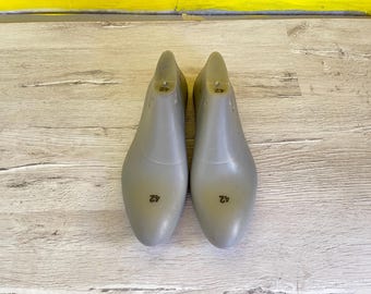 Shoe lasts for shoe making & felting