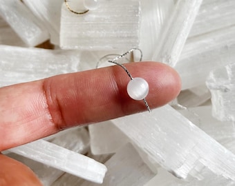 Selenite Minimalist Crystal Necklace 14K Gold Plated, Gemstone Jewelry for Her, Selenite Dainty Necklace , Crystal Necklaces