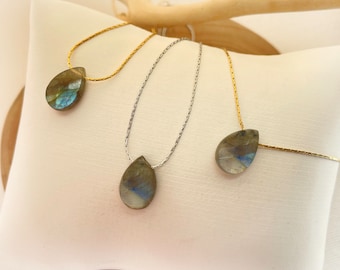 Genuine Labradorite Crystal Necklace , Solitaire Gemstone Pendant Labradorite Necklace, Minimalist Solitaire Floating Necklace