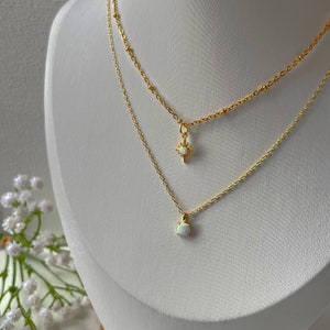Tiny Opal Star Necklace, Opal Dainty Gold Necklace, Celestial Opal Jewelry, Gold Necklace, Dainty Necklace, Birthday gift for her, Gemstone