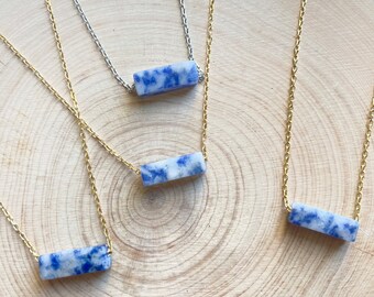 Sodalite Crystal Pendant Necklace, Sodalite Minimalist Necklace, Natural Sodalite Stone, Sodalite Stone Pendant