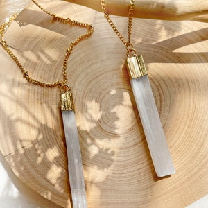 Selenite Minimalist Crystal Necklace 14K Gold Plated, Gemstone Jewelry for Her, Selenite Dainty Necklace , Crystal Necklaces