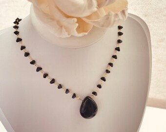Obsidian Dainty Tear Drop Necklace, Obsidian necklace Protection Necklace, Natural Obsidian Stone, Obsidian Stone Pendant, Healing Necklace