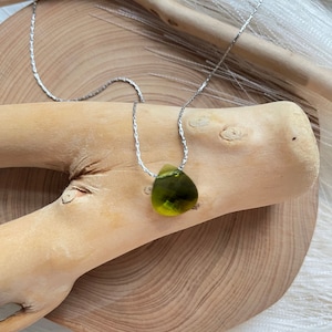 Moldavite Minimalist Gold  Necklace , Genuine Faceted Cut Natural Moldavite , Meterorite  Necklace, Czech Republic , High Quality Moldavite