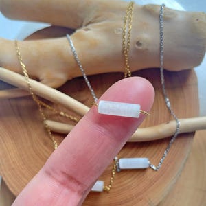 Selenite Minimalist Crystal Necklace , Gemstone Jewelry for Her, Selenite Dainty Necklace , Crystal Necklaces