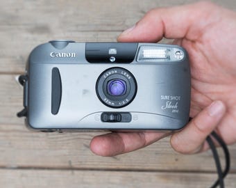 BOXED Canon Sure Shot Sleek: 32mm Point & Shoot Film Camera