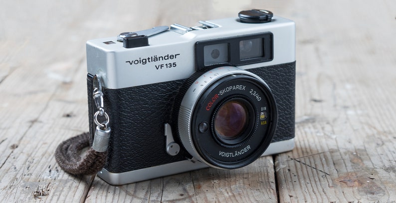 Voigtlander Vf 135 / 40 mm f/2,3 Color-Skoparex Lens / Silver Compact Rangefinder 35mm Point and Shoot Film Camera image 7