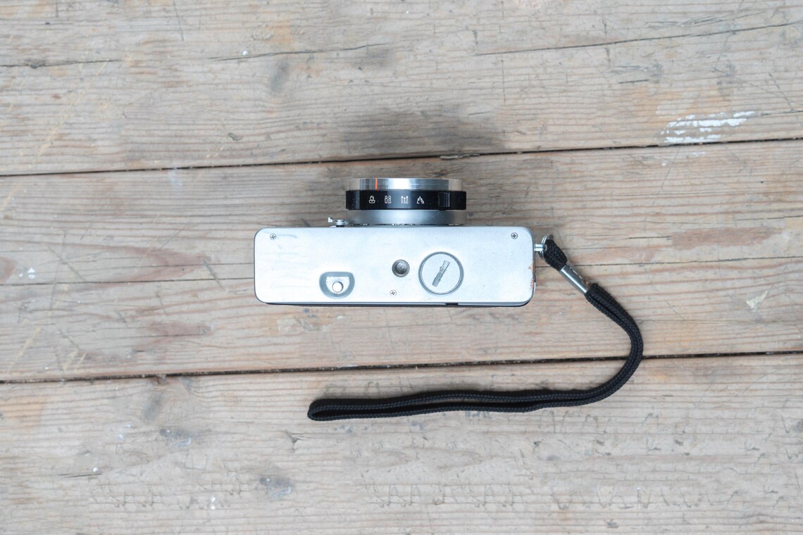 RARE Mamiya 135 Film Camera, 38mm Mamiya-Sekor Lens, TESTED, photo 3 sur 5
