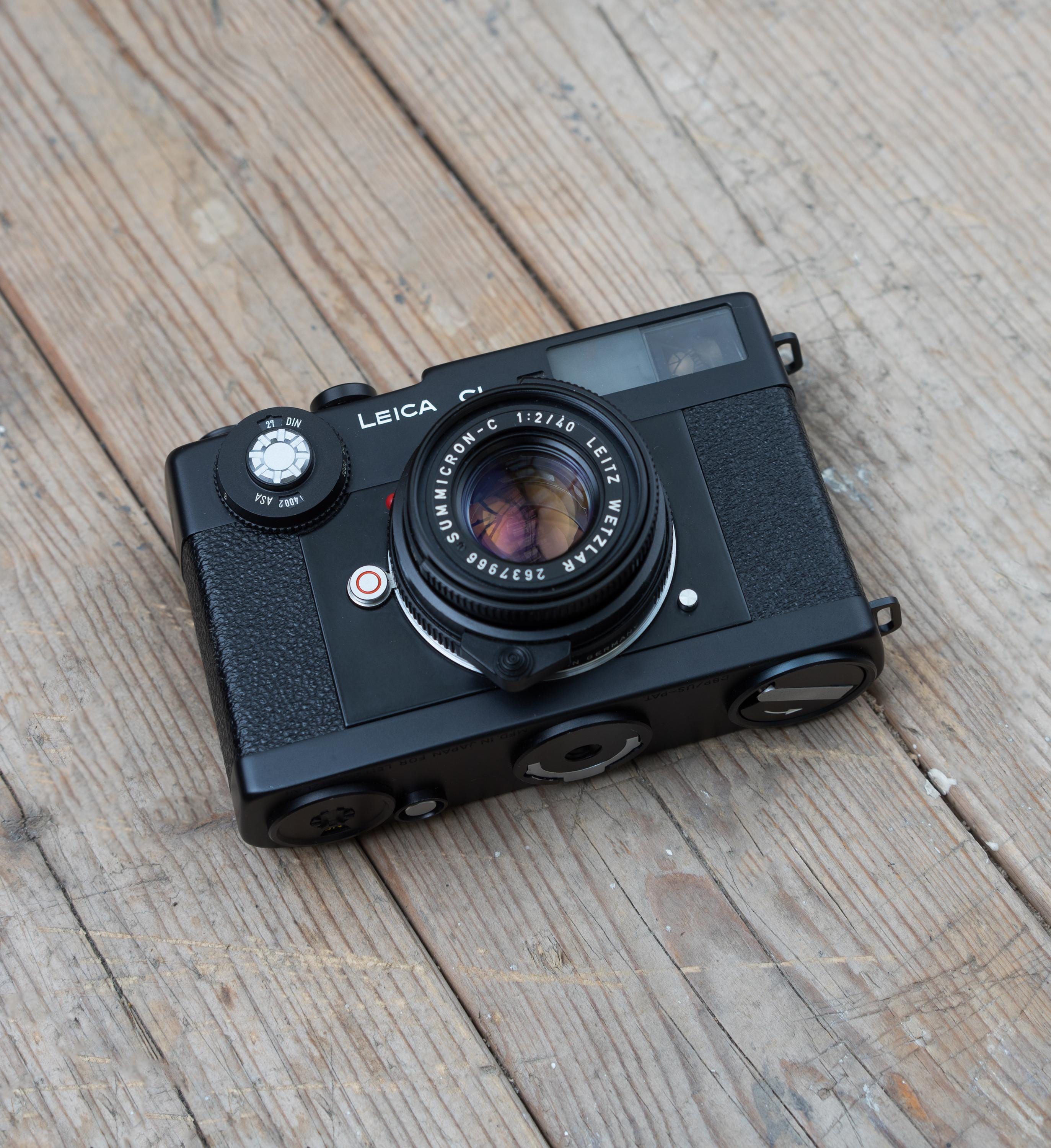 Leica CL / Leica Summicron-c 40mm F/2 Lens / Black 35mm