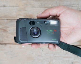 Yashica T4 Safari - Limited Edition - Kyocera Slim T - Point Yashica T4 Safari - Limited Edition - Kyocera Slim T - Point