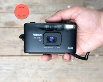 Nikon Zoom Panorama 600 AF / Lite-Touch AF 600 /  28mm f3.5 Macro Lens 35mm Point And Shoot Film Camera / TESTED