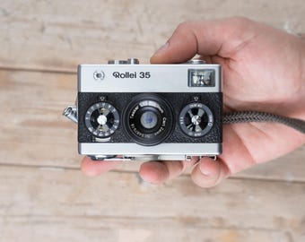 Rollei 35: Compact 35mm Film Camera - Carl Zeiss Tessar Lens - Tested