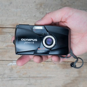 BOXED Olympus μ MJU II  / 35mm f/2.8  lens / Black 35mm Point & Shoot Film Camera / Tested