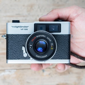 Voigtlander Vf 135 / 40 mm f/2,3 Color-Skoparex Lens / Silver Compact Rangefinder 35mm Point and Shoot Film Camera image 1