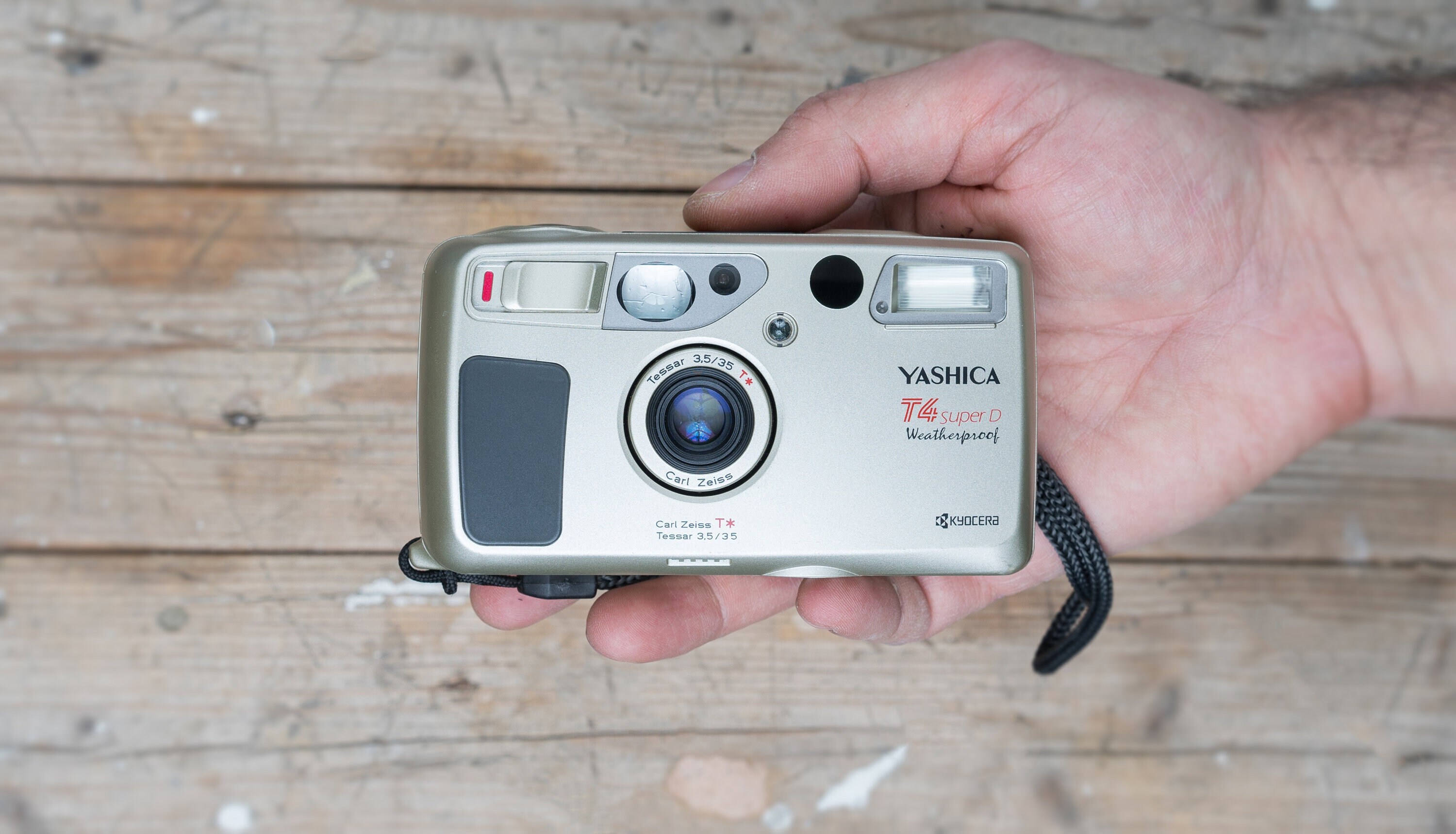 YASHICA T4 SuperD