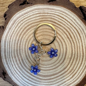 keychain purple flowers