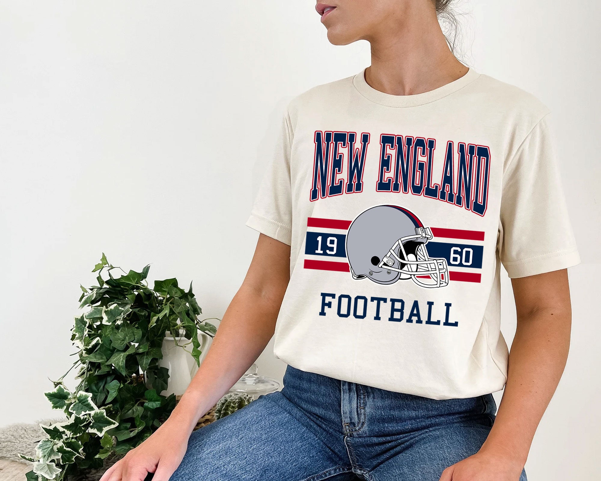 Discover New England Football Sweatshirt, Vintage Retro New England Football Crewneck Sweatshirts