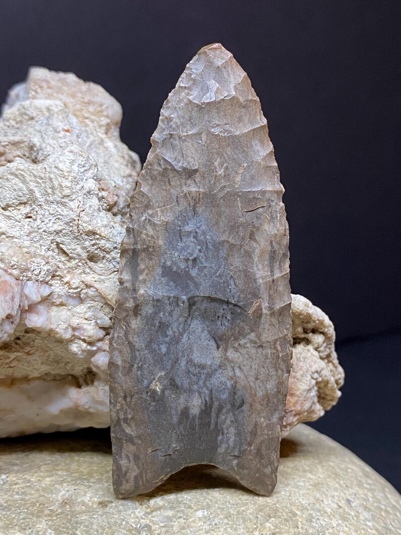 Authentic Fluted Clovis Projectile Point Ancient Paleoindian Arrowhead