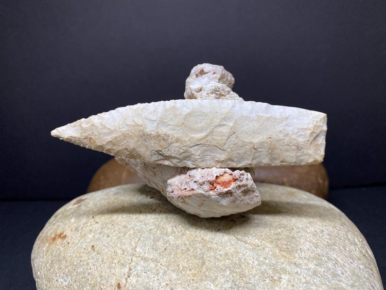 Nice Large 41/4 Authentic Agate Basin Lanceolate Projectile Point