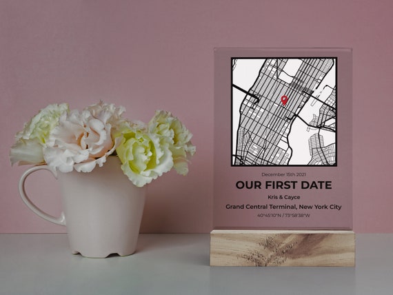Custom Our First Date Map,personalized Acrylic Map,our First Date  Acrylic,our First Date Plaque Glass,personalized Acrylic Plaque 