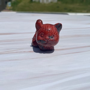Red jasper crystal cat carving | meditation | animal carving | abundance | crystal gift