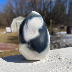 Orca Agate Flame Carving: Meditation Crystal, Stress Relief