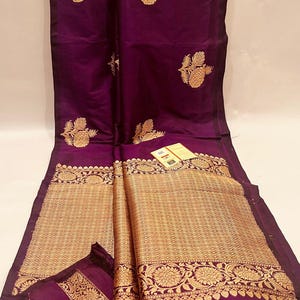 Exclusive pure katan silk handloom banarasi saree  with mesmerizing   border with running blouse piece for party wear and wedding