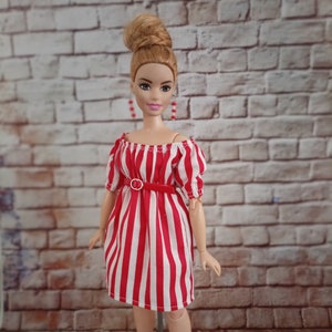 Handmade doll clothes for curvy dolls