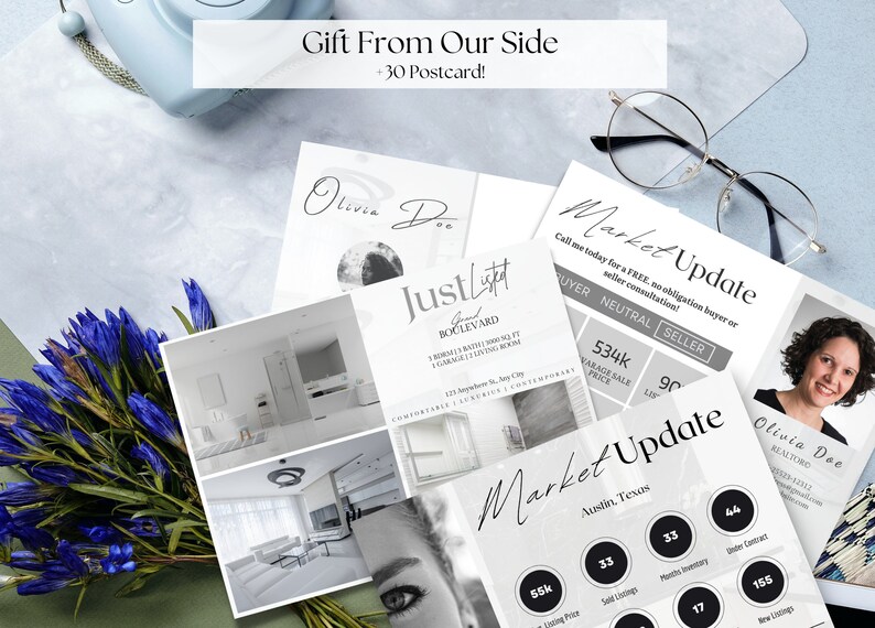 Op de afbeelding: Marketingmaterial van een makelaar met een wit en grijs kleurenschema. De materialen omvatten een ansichtkaart met een foto van een modern huis, een marktupdate-blad met statistieken en een visitekaartje met de naam en contactgegevens van de makelaar. De tekst op de materialen omvat "Just Listed", "Market Update", "Olivia Dee" en "Makelaar".