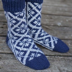 KNITTING PATTERN *Polaris socks* sockpattern for Norwegian knitted socks