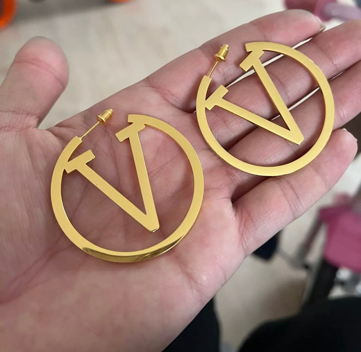Louis Vuitton Baby Louise Earrings Gold in Gold Metal - GB